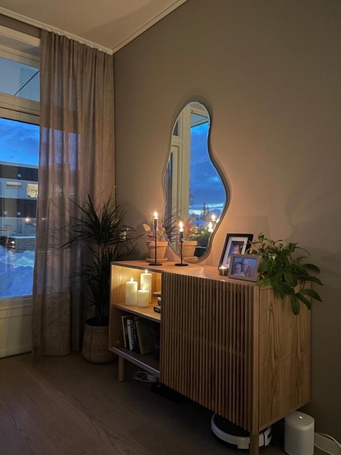 Cosy And Centrally Located Apartment Tromsø Esterno foto